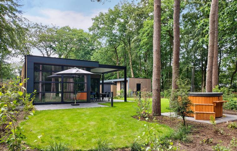 Ferienhaus für 4 Personen, mit Terrasse und Ausblick sowie Garten - 1