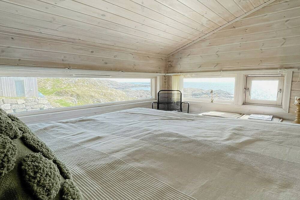 Genießen Sie die Meeresbrise in diesem architektonischen Schmuckstück in Eigersund