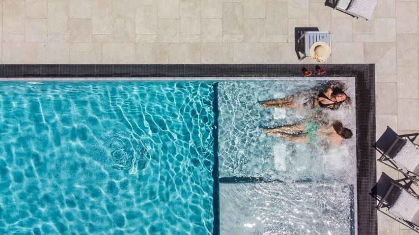 Hôtel pour 2 personnes, avec jardin ainsi que piscine et vue