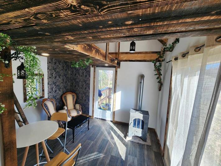 Gîte pour 2 personnes, avec terrasse ainsi que jardin et vue à Le Thillot - 4