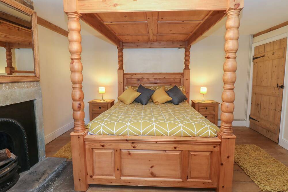 Swinhope View, pet friendly, character holiday cottage in Hexham in Allendale, North Pennines AONB