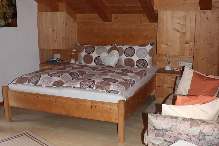 Ferienwohnung für 2 Personen, mit Balkon in Wackersberg - 2