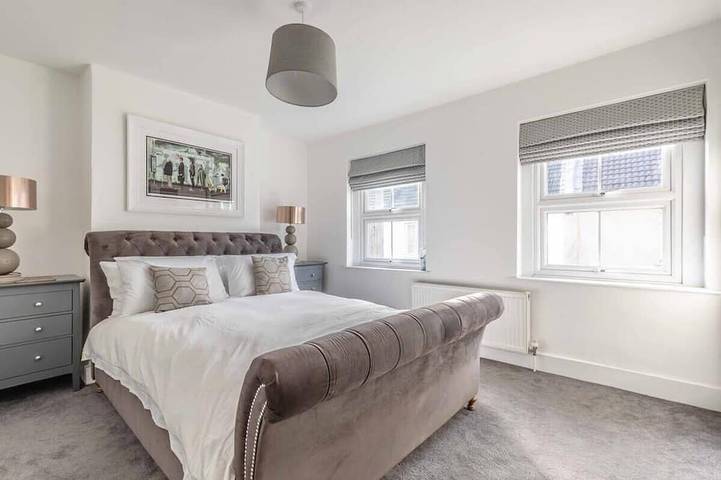 Location de vacances pour 4 personnes, avec jardin, animaux acceptés à Windsor - 3