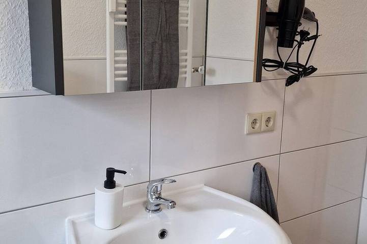 Ganze Wohnung, Ferienwohnung Waldperle - Appartement/Fewo, Bad, Wc, 1 Schlafraum in Lemberg (Pfalz), Landkreis Südwestpfalz