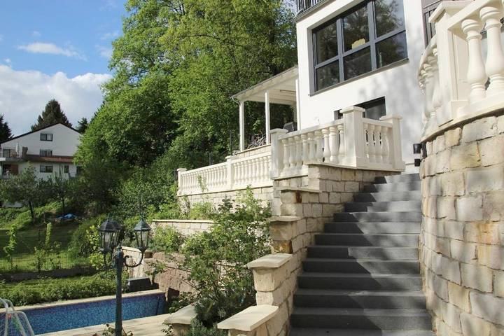 Ferienwohnung für 6 Personen, mit Balkon und Terrasse sowie Garten in Heidelberg