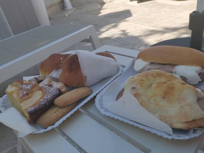 Location de vacances pour 2 personnes, avec jardin ainsi que piscine et jacuzzi à Noci - 4