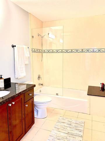 Vacation Home for 6 Guests in West Palm Beach, Palm Beach County, Picture 2