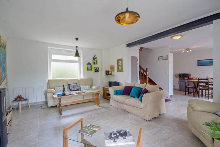 Gîte pour 5 personnes, avec terrasse et jardin à Plougoumelen - 3