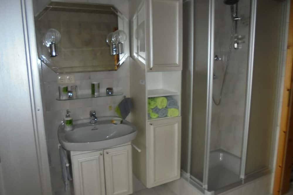 Ganze Wohnung, Ferienwohnung (65qm) mit Garten und Kinderspielplatz in Rötz, Ostbayern