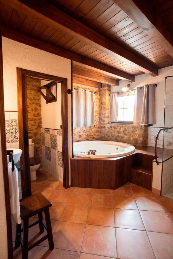 Appartement de vacances pour 4 personnes, avec Balcon et Terrasse ainsi que Jacuzzi et Jardin à Benabarre