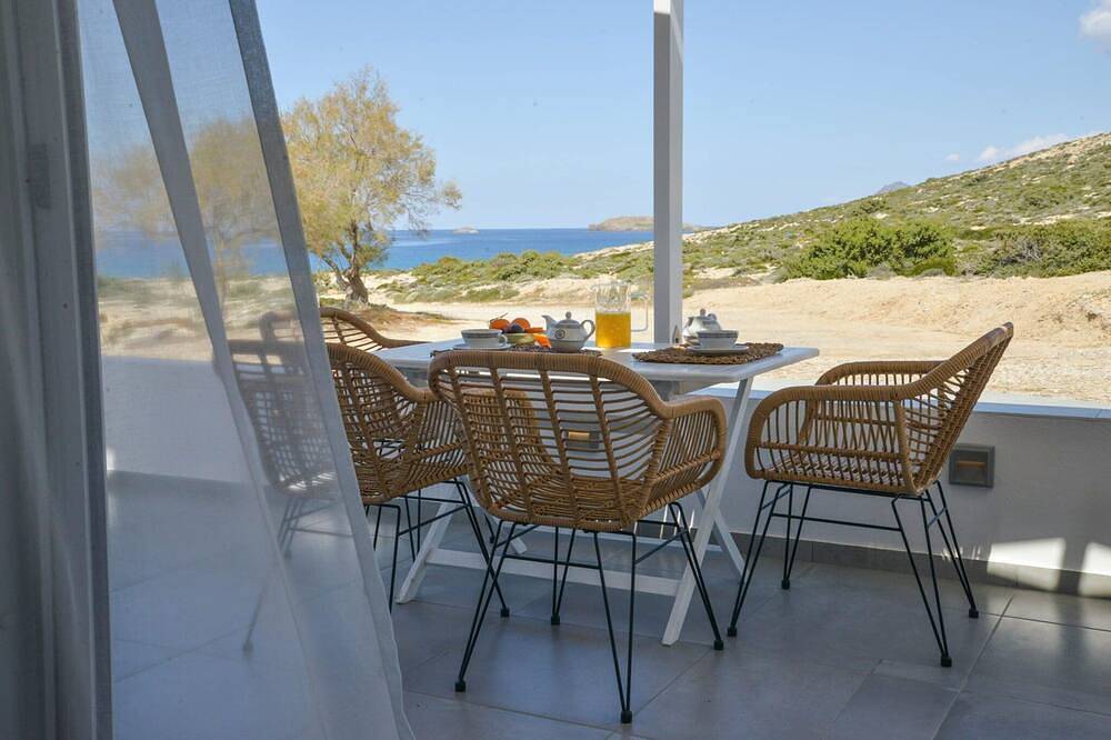 Lavish Milos Beachfront Villa | Villa Elysia | 1 Bedroom | Breathtaking Sea. in Milos