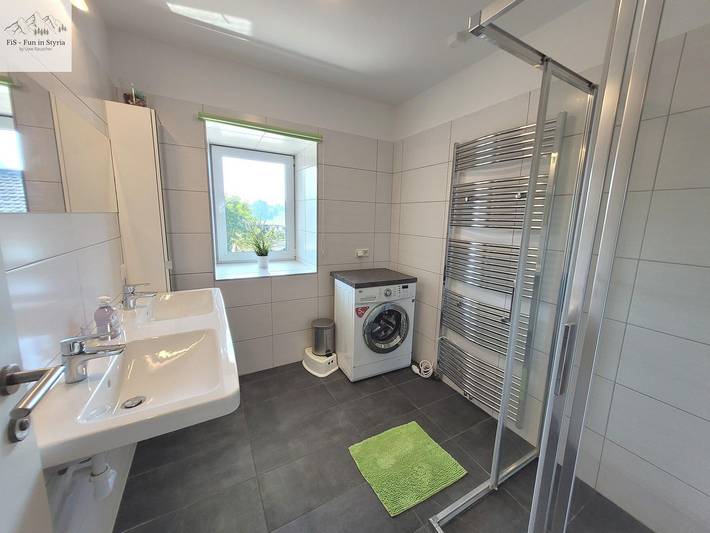 Ferienwohnung für 8 Personen, mit Balkon und Garten sowie Ausblick in Bad Mitterndorf - 4