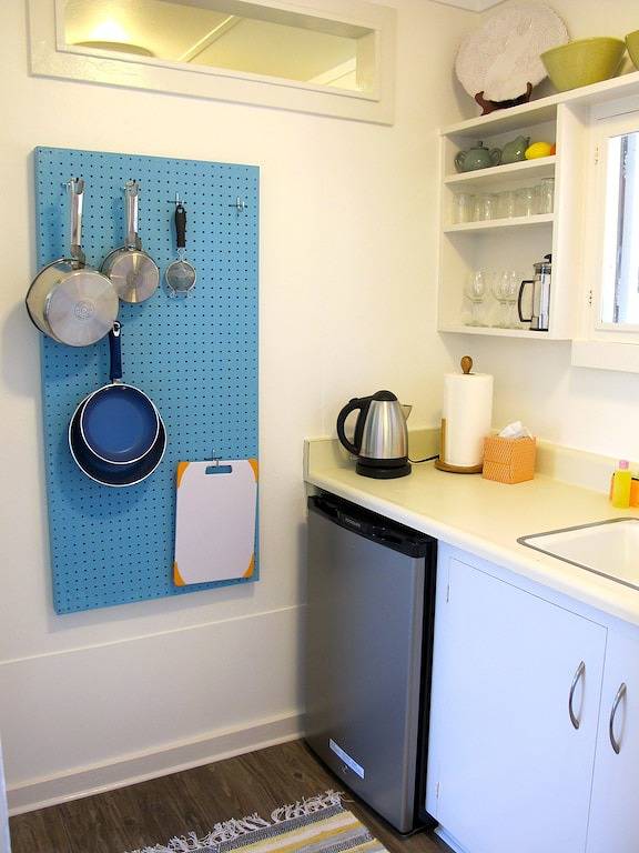 Delightful Artful Bungalow on Historic Estate Property. Choice Holualoa! in Holualoa, South Kona