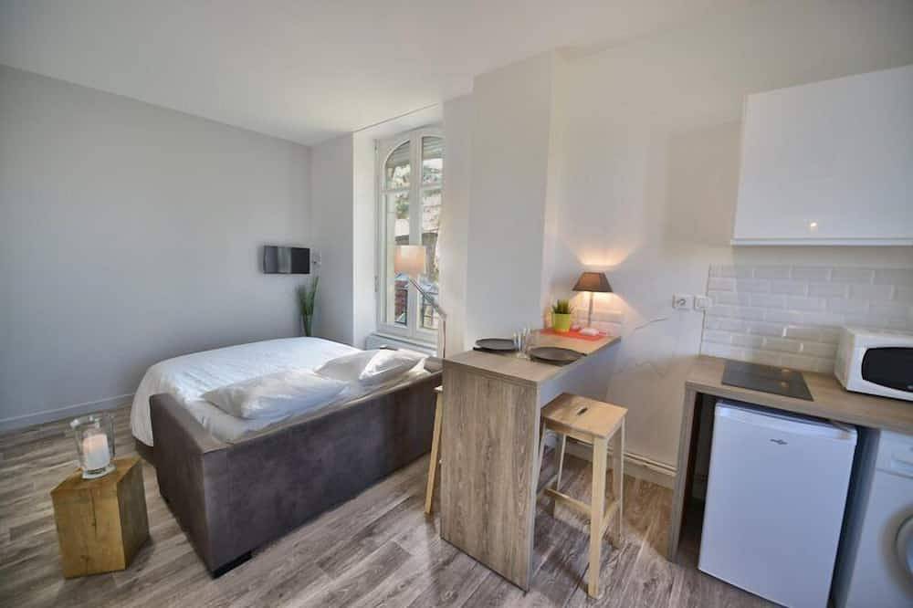 Entire apartment, Appartement Les Suites Du Parc - Studio Lumière in Besançon, Doubs