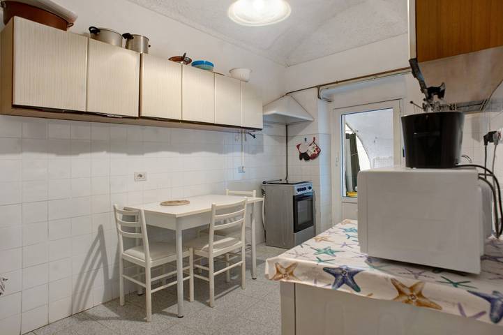Appartamento intero, Appartamento 'Casa Paola' con terrazza privata e Wi-Fi in Levanto, Comune di Levanto