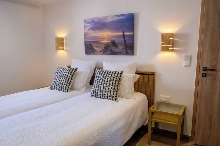 Location de vacances pour 6 personnes, avec terrasse à Breuillet - 2