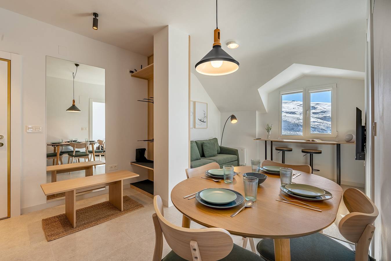 Entire apartment, Apartment 'Varadero Snow' with Mountain View and Wi-Fi in Sierra Nevada Ski Resort, Monachil