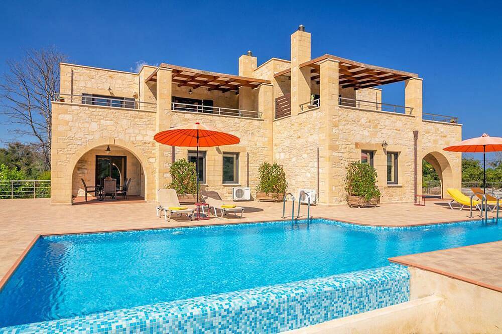 Traditionelle Stone Villa mit 3 Schlafzimmern und gemeinsamen Pool in Armeni, Chania und Umgebung