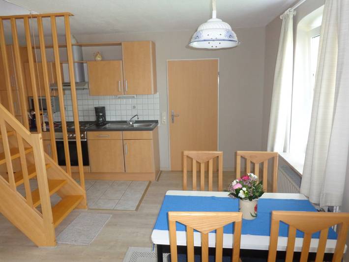 Ganze Wohnung, '3-Raum-Ferienwohnung' mit Privatterrasse, Gemeinschaftsgarten und Wi-Fi in Wesselburener Deichhausen, Kreis Dithmarschen