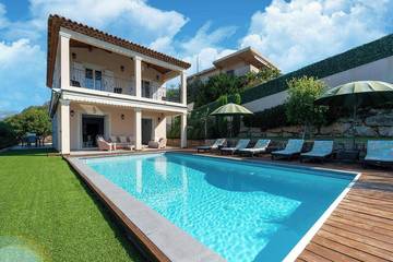Villa pour 6 personnes, avec jardin ainsi que piscine et jacuzzi à Saint-Laurent-du-Var