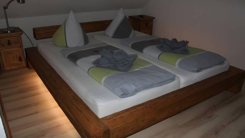 Hel lejlighed, Holiday Apartment for 2 People (60 m²) in Sehmatal in Cranzahl, Sehmatal
