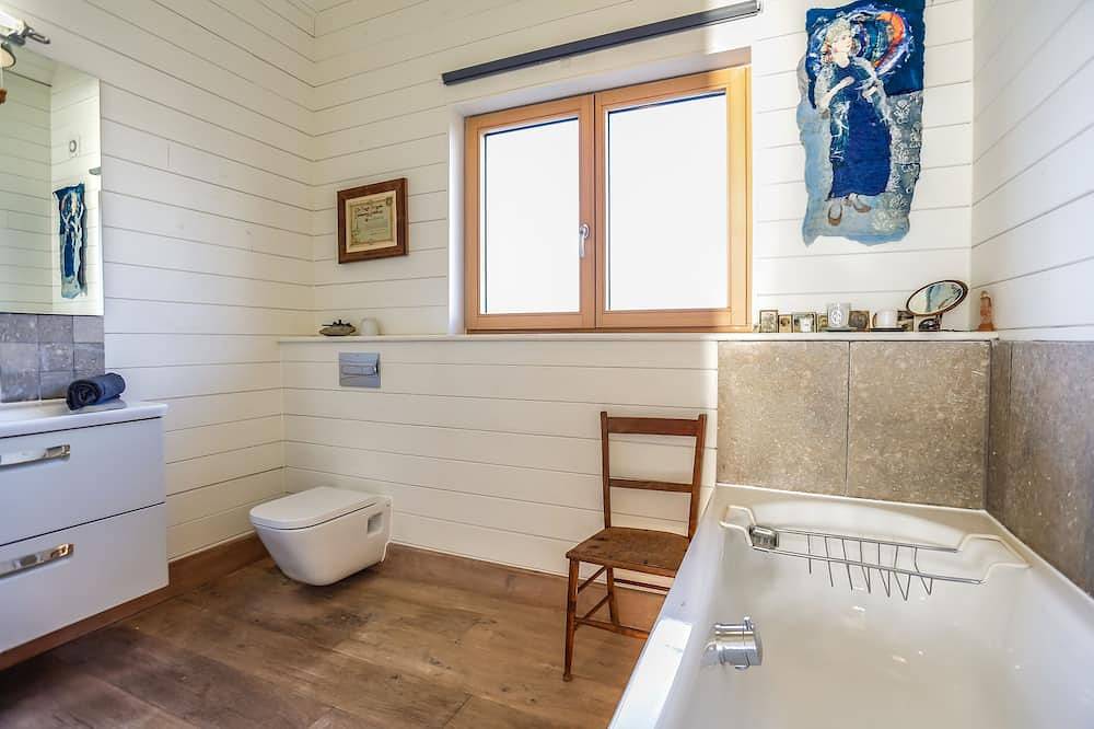 Gorgeous  - Beachfront home in West Wittering in West Wittering, West Sussex