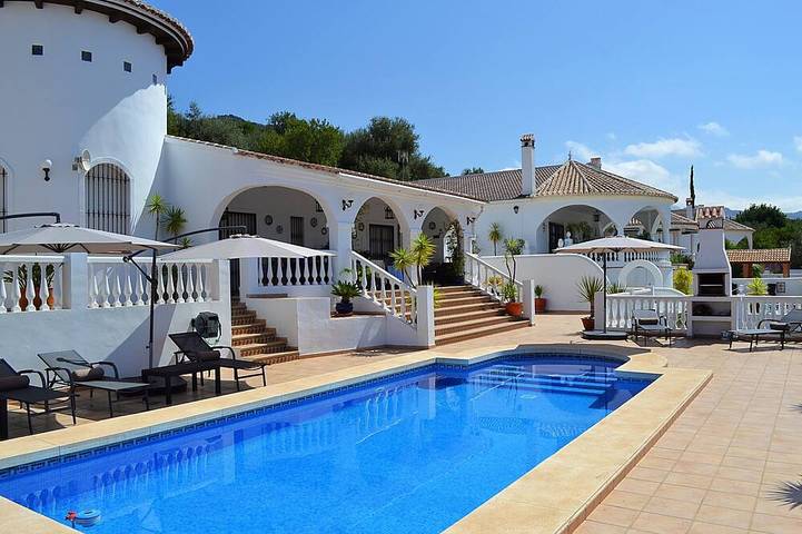 Villa pour 6 personnes, avec jardin - 1