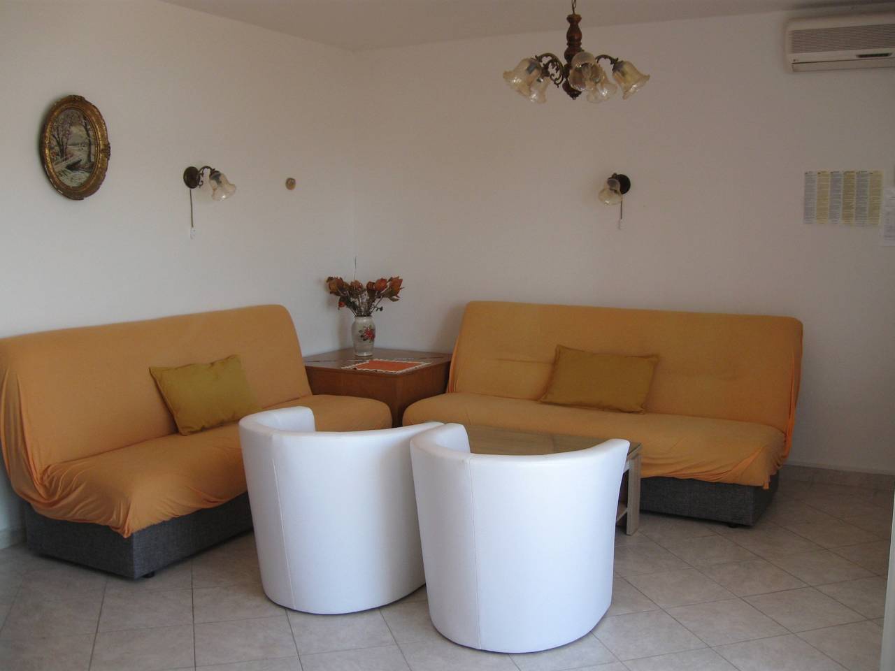 Ganze Wohnung, 2-Zimmer-Ferienwohnung mit Terrasse und Meerblick Slatine, Ciovo A-17456-a in Ciovo