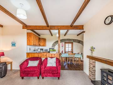 Cottage for 4 People in Amroth, Pembrokeshire, Photo 2