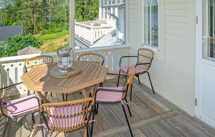 Ferienhaus für 4 Personen, mit Terrasse und Seeblick sowie Garten, mit Haustier - 1