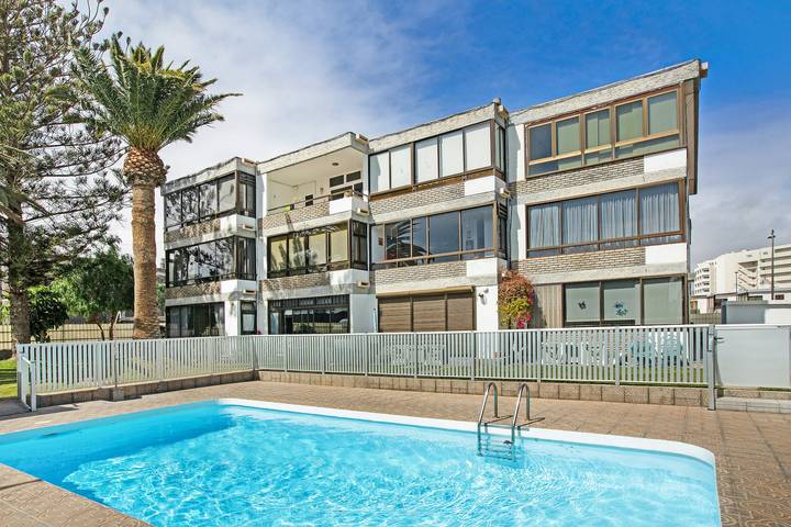 Appartement entier, Appartement 'Casa Alegria 2' près de la plage avec piscine partagée et Wi-Fi in Maspalomas, San Bartolomé de Tirajana