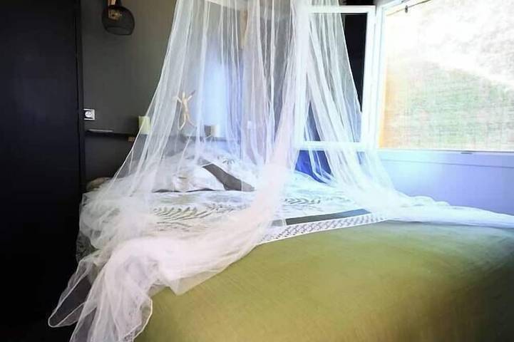 Gîte pour 2 personnes, avec jardin à Lacrouzette - 2