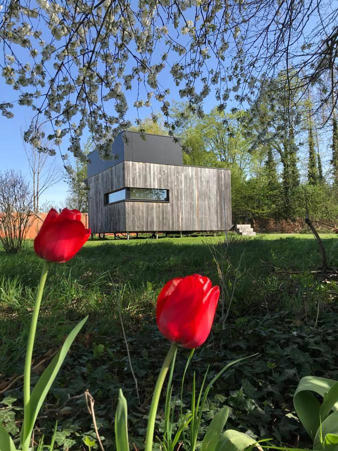 Location de vacances pour 4 personnes, avec Balcon et Terrasse ainsi que Jardin et Vue à Hannut