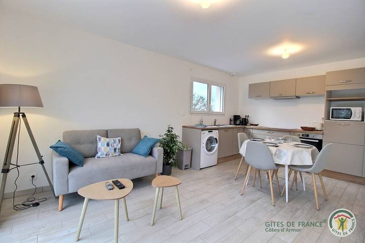 Gîte pour 2 personnes, avec jardin