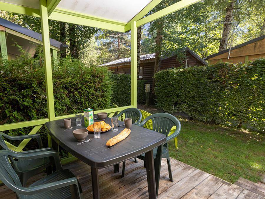 Camping Le Colporteur - Ciela Village - Chalet 4 personen - Ciela Confort Compact - 2 slaapkamers in Le Bourg-d'Oisans, Écrins Nationaal Park