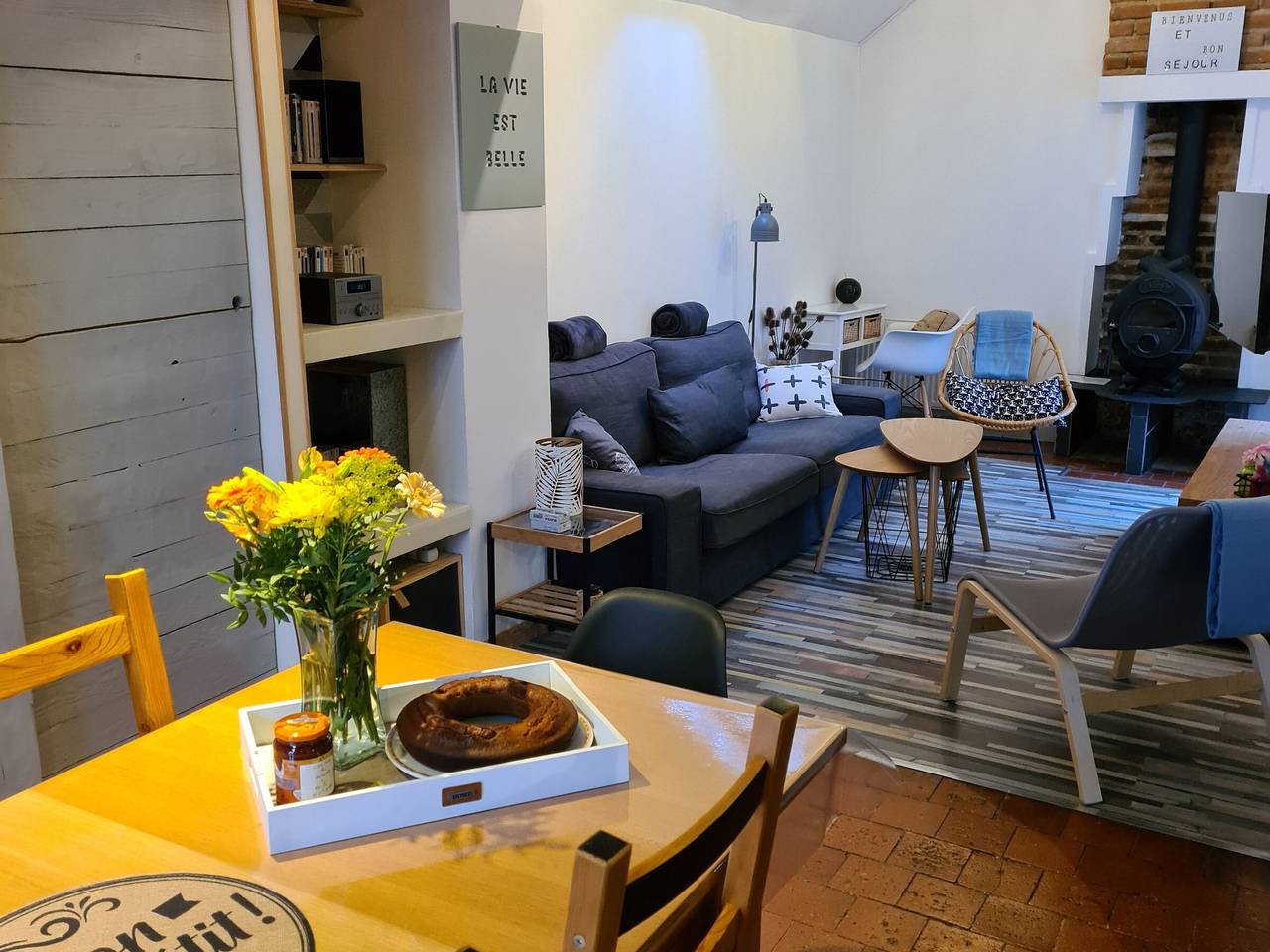 Charmant gîte au cœur du Val de Loire, proche châteaux, Orléans, avec jardin et équipements complets in Sigloy, Vallée de la Loire