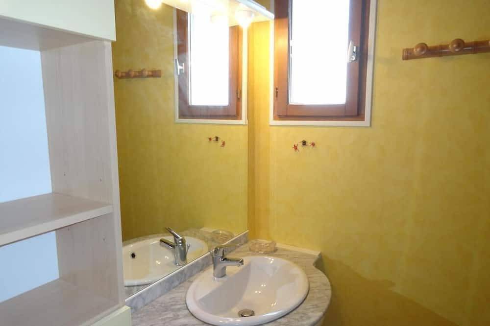 Gite 46G12239 - Rocamadour in Rocamadour, Massif Central
