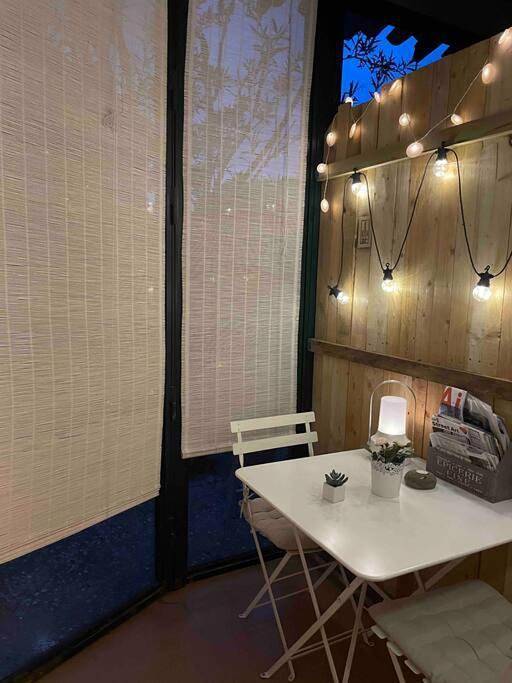 Appartement entier, One-Bedroom Apartment in Venelles, Région d'Aix-en-Provence