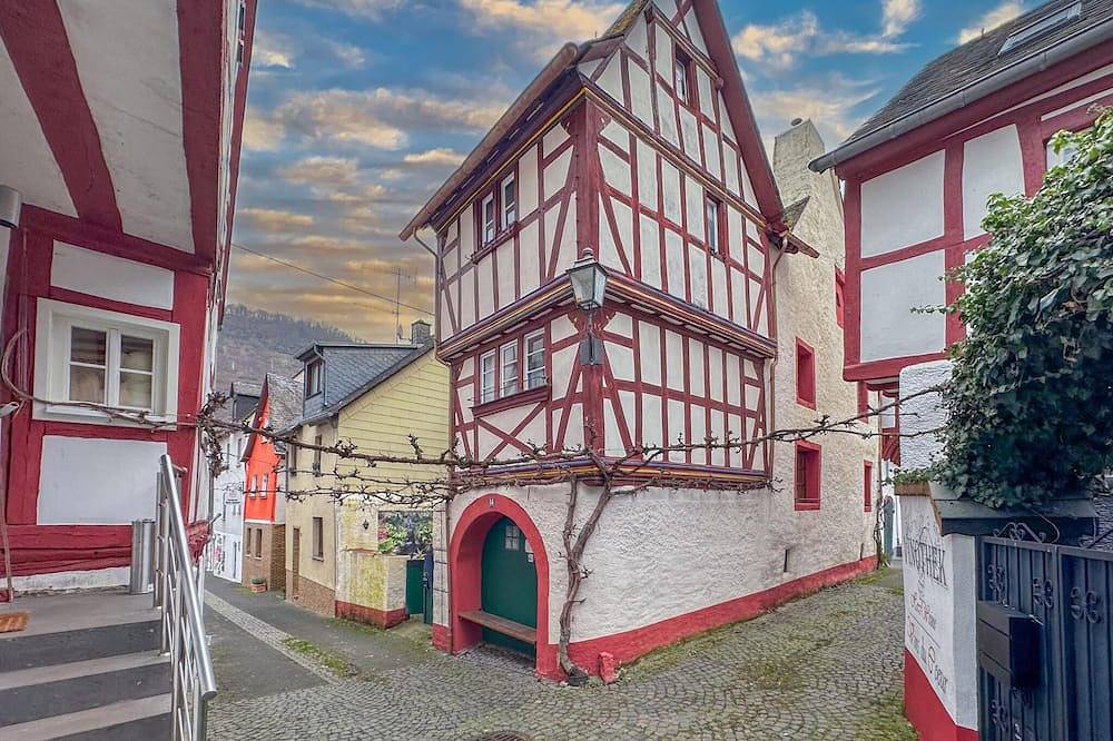Gemütliches Haus mit Hof in der Nähe der Mosel in Briedel, Traben-Trarbach und Umbegung
