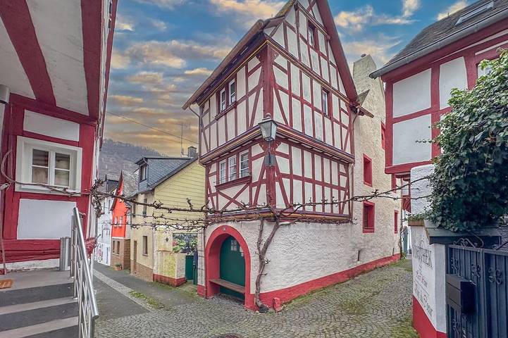 Ferienhaus für 9 Personen in Briedel