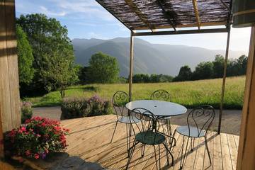 Gîte pour 4 personnes, avec terrasse à Ignaux
