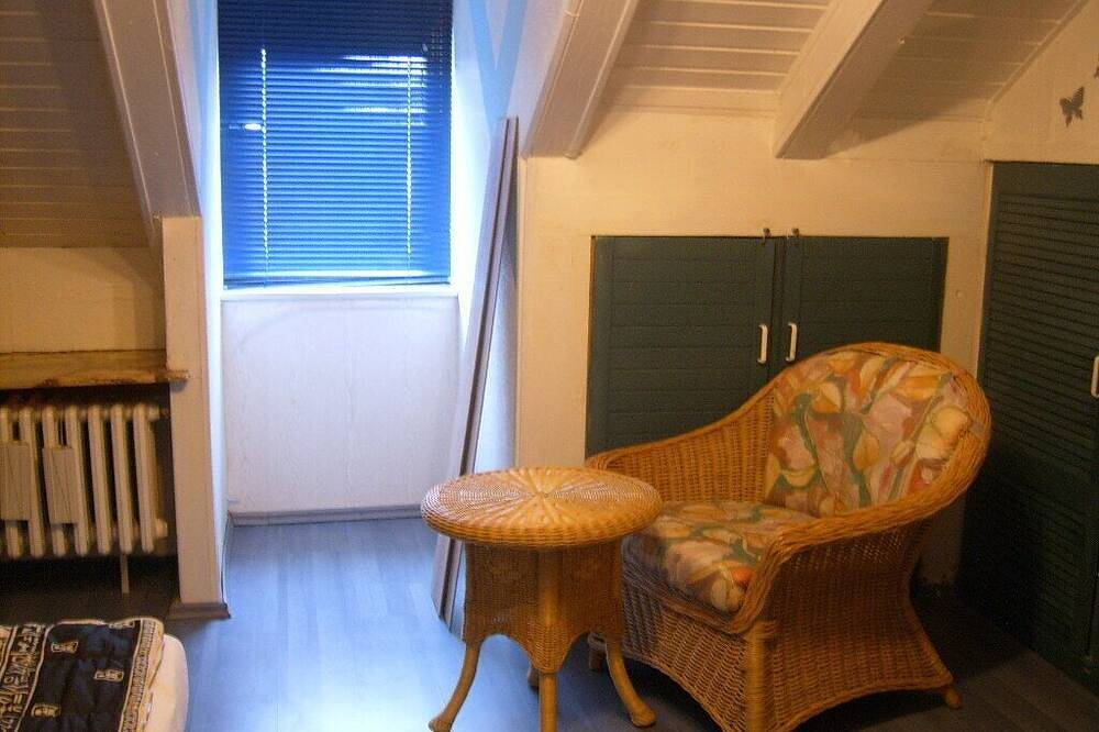Appartamento intero, Attic apartment in Kronach, Oberfranken