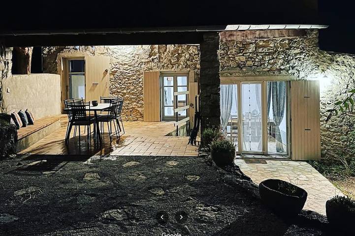Location de vacances pour 8 personnes, avec jardin à Piégros-la-Clastre - 2