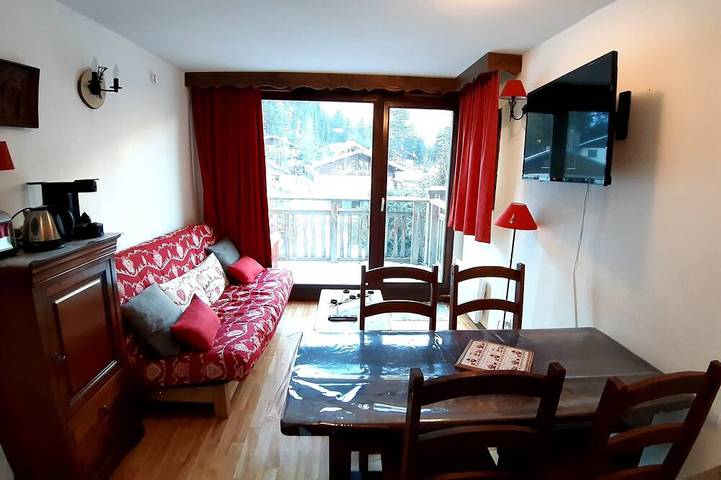Ferienwohnung für 7 Personen, mit Pool und Balkon - 1