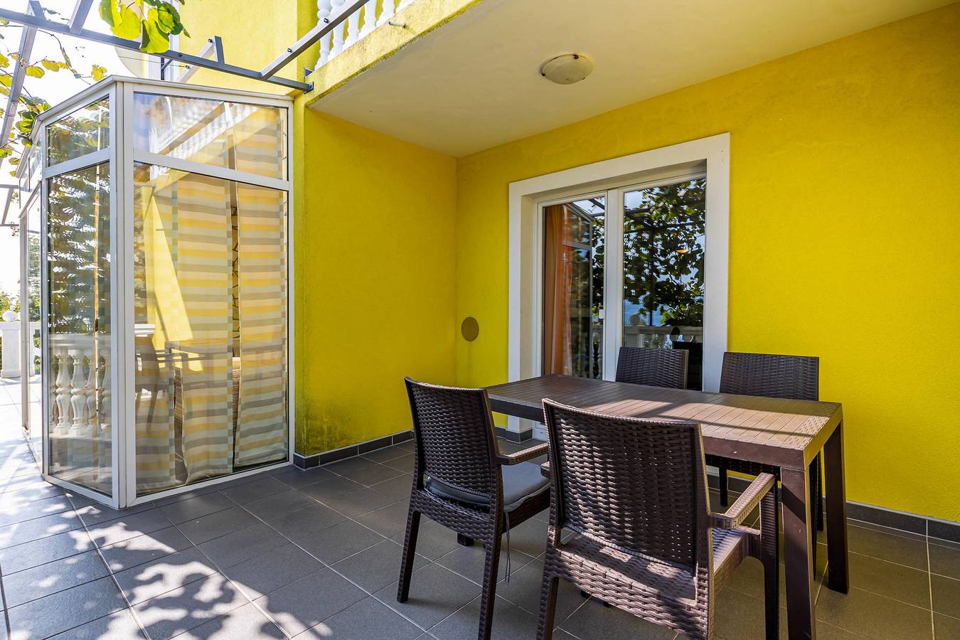 Ganze Wohnung, Seaview House Helena - Apartment 2 in Plomin, Ostküste Istrien