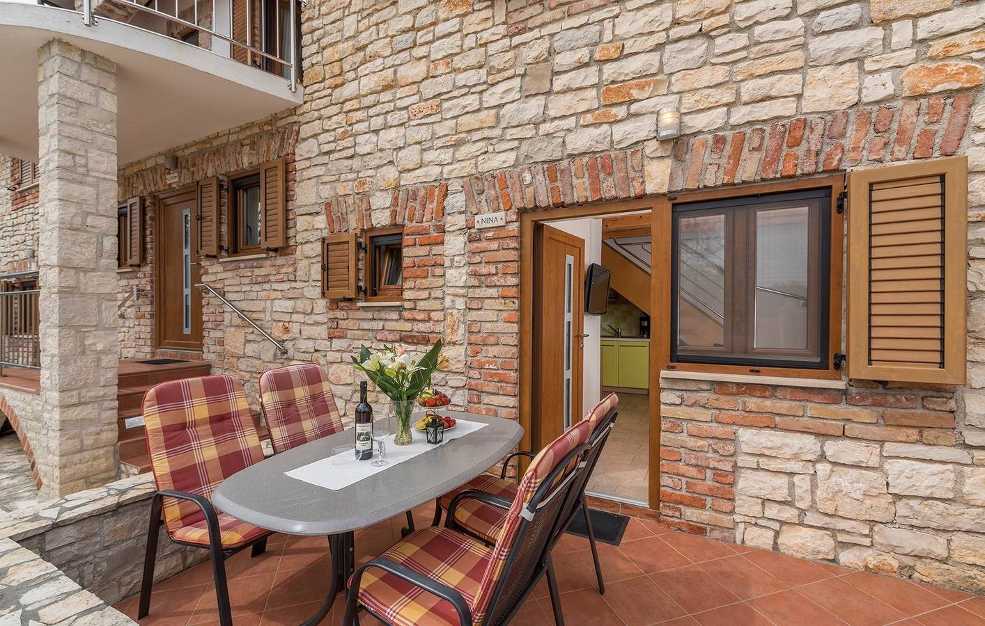 Hel lejlighed, Ferielejlighed for 4 personer med pool in Medaki, Istrien