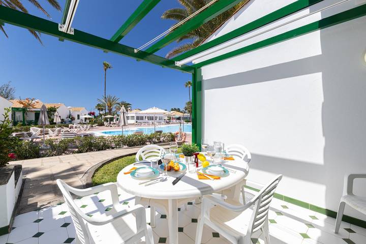 Bungalow for 6 people, with pool and terrace - 1