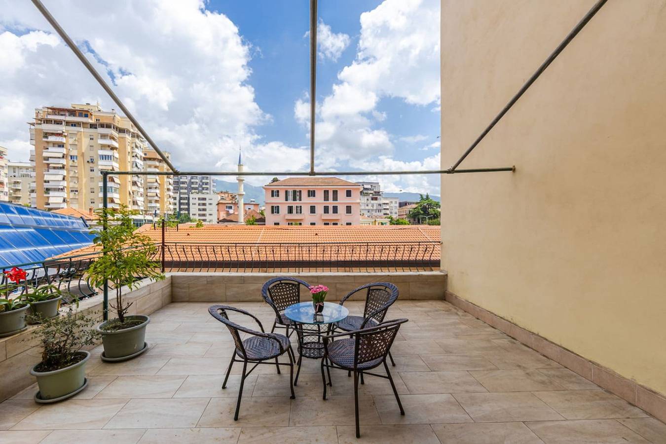 Ganze Wohnung, New Bazaar Panorama in Tiranë in Tiranë, Albanien