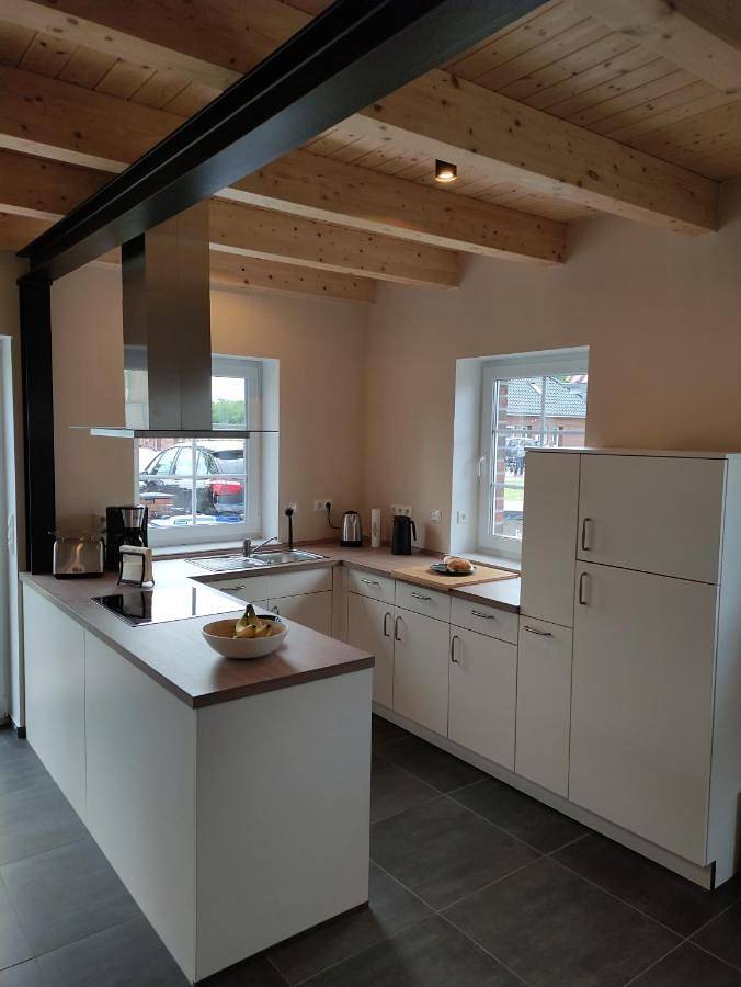 Ferienhaus für 6 Personen, mit Terrasse und Garten in Timmel - 2