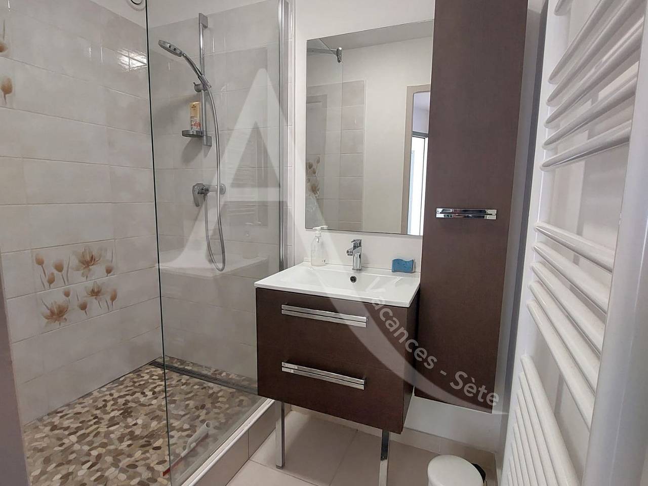 Ganze Wohnung, 220 / Spacieux T3 Vue Mer Avec Parking in Sete, Côte d'Améthyste